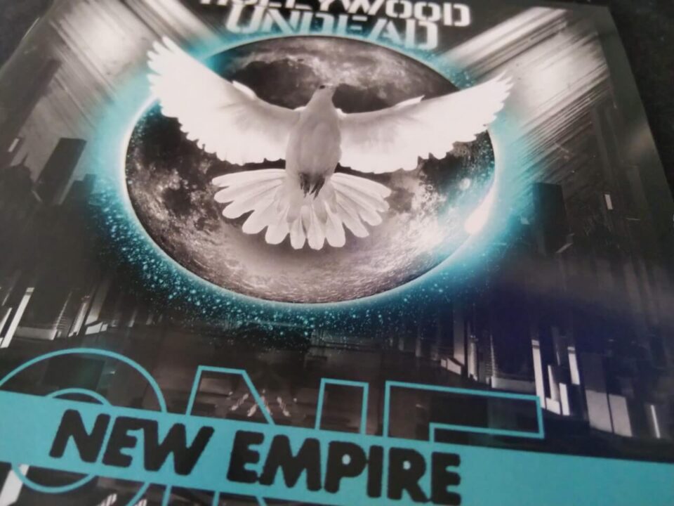 【レビュー】Hollywood Undead – New Empire, Vol. 1