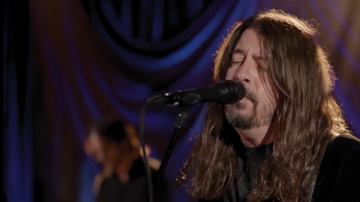 Foo Fighters、バイデン大統領就任式に関連したTV番組での「Times Like These」ライブパフォーマンス映像を公開