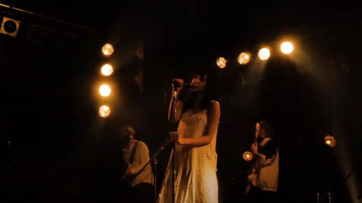 BRATS、ライブアルバム「YOUNG BLOODS (LIVE at Yokohama BAY HALL)」を配信リリース＆「Anthem」の映像を公開