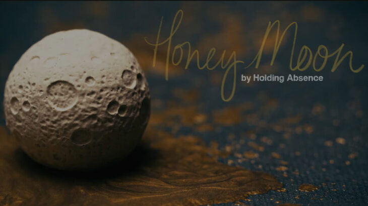 Holding Absence、8月リリースのアルバム「T.N.A.O.S.D」から「Honey Moon」を先行配信リリース